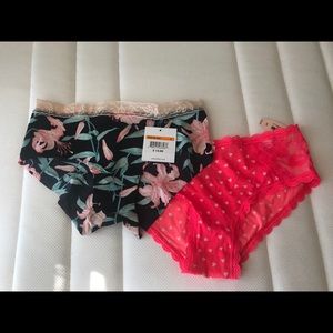 New with tag 2 panties
